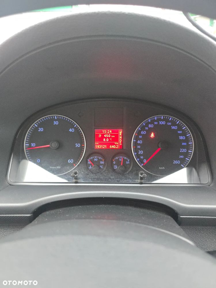 Volkswagen Caddy - 9