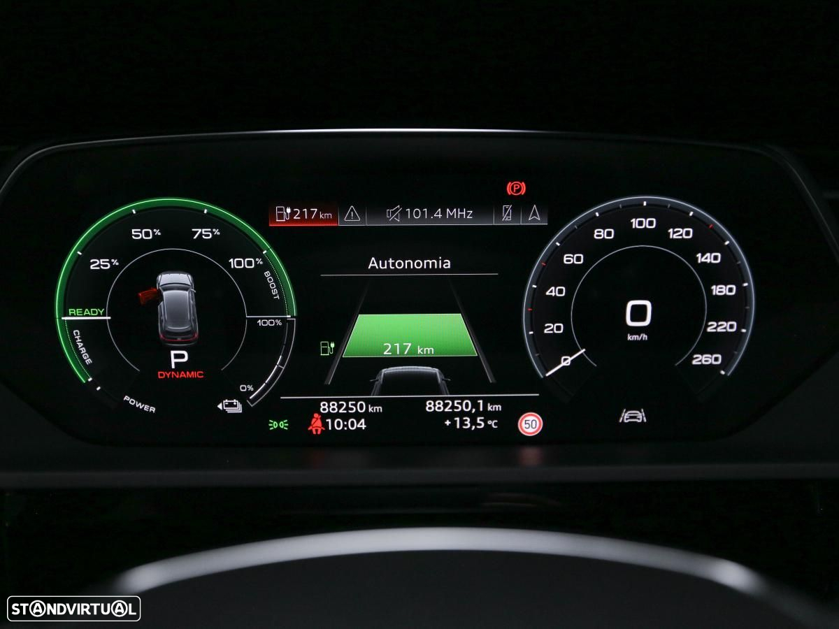 Audi e-tron 55 quattro - 15