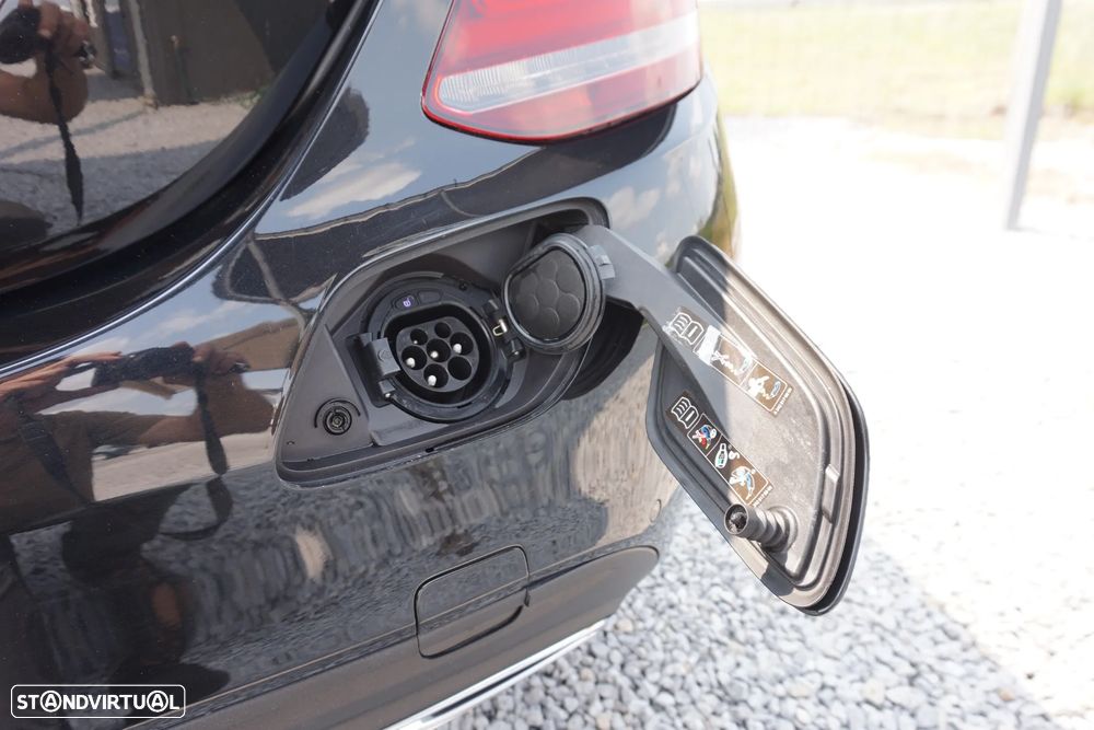 Mercedes-Benz C 300 de AMG Line - 14
