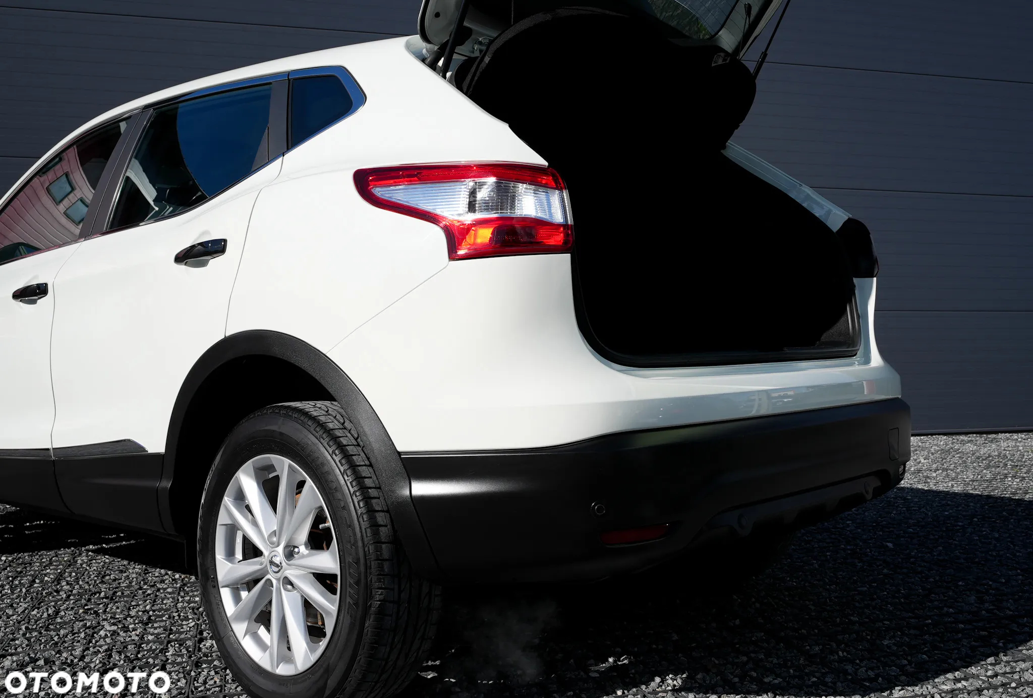 Nissan Qashqai 1.2 DIG-T Acenta Xtronic - 4