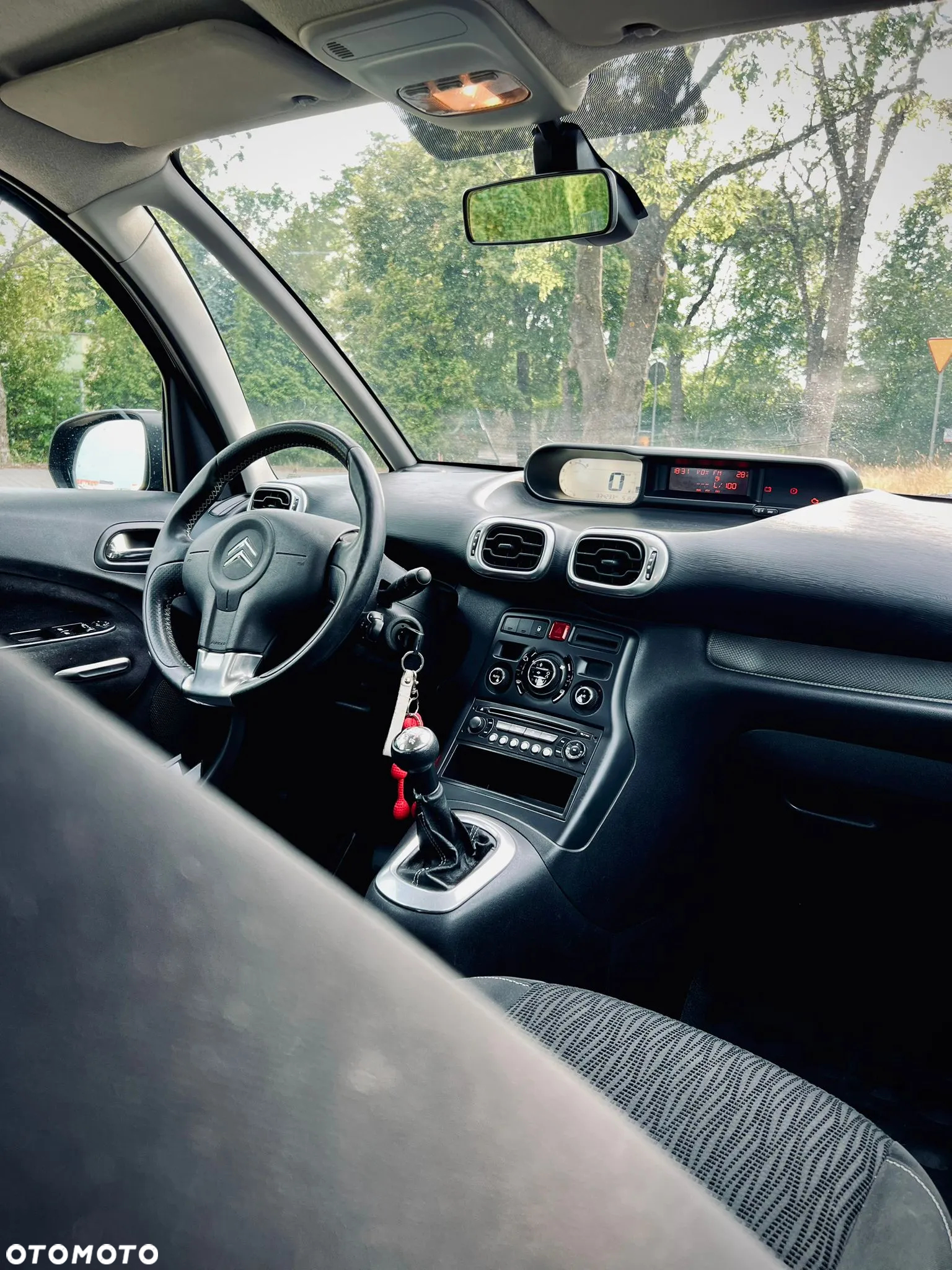Citroën C3 Picasso 1.6 HDi Exclusive - 8