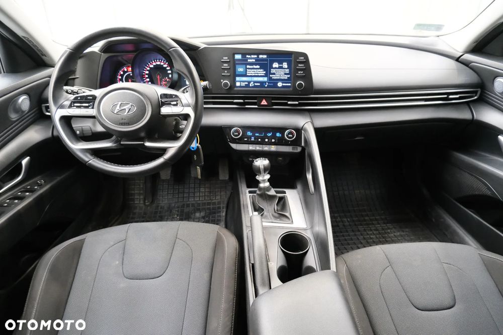 Hyundai Elantra 1.6 Modern - 7