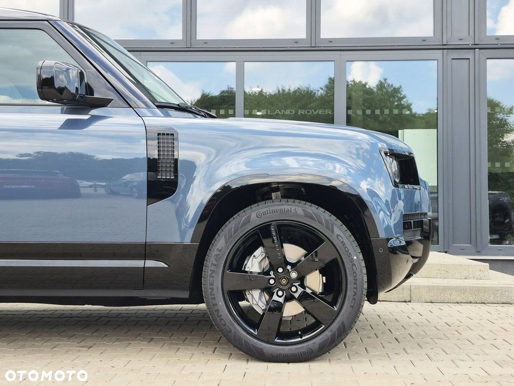 Land Rover Defender 110 D350 X-Dynamic HSE - 9