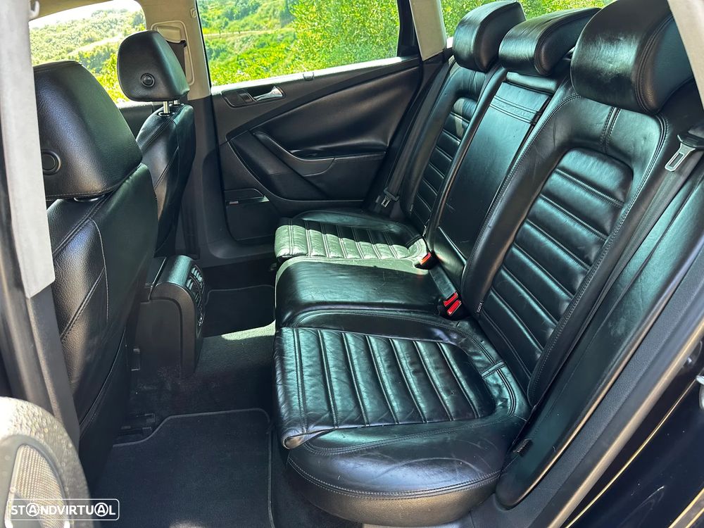 VW Passat Variant 2.0 TDI Highline DSG - 19
