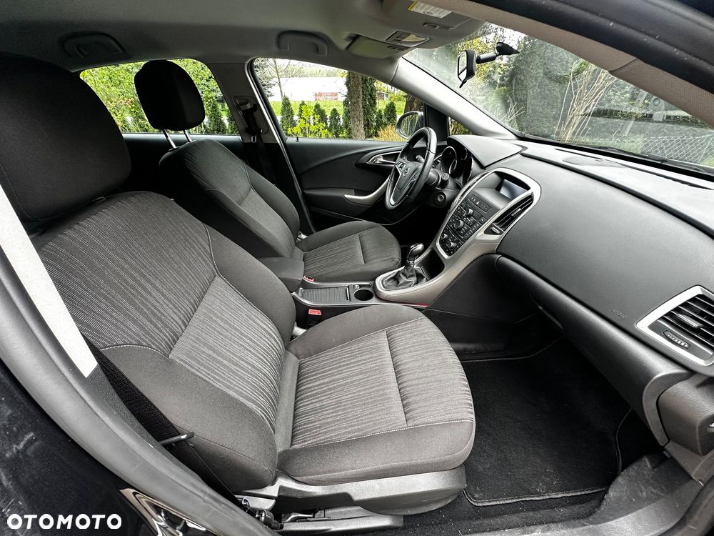 Opel Astra 1.4 Turbo Innovation - 14
