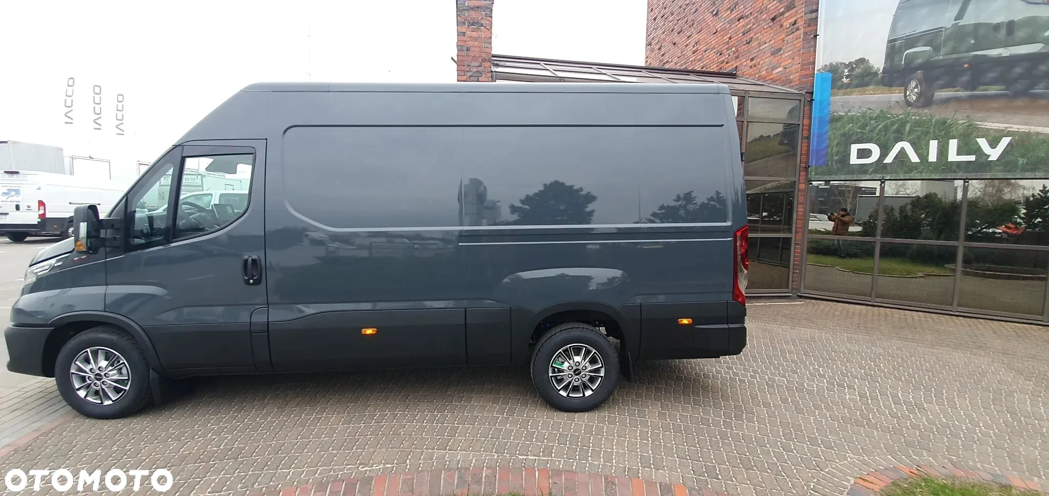 Iveco 35S16V - 6