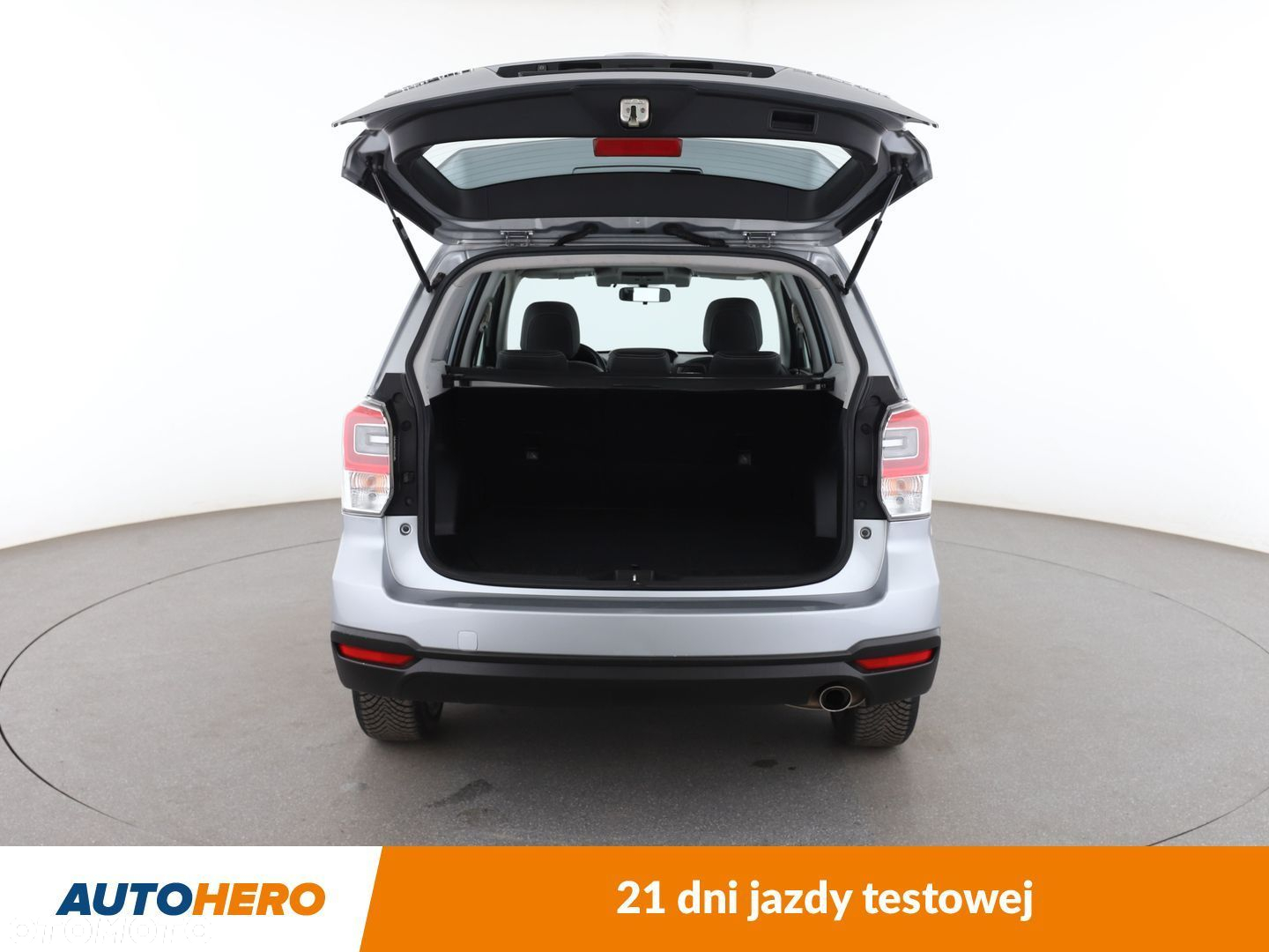 Subaru Forester 2.0 i Active Lineartronic - 16