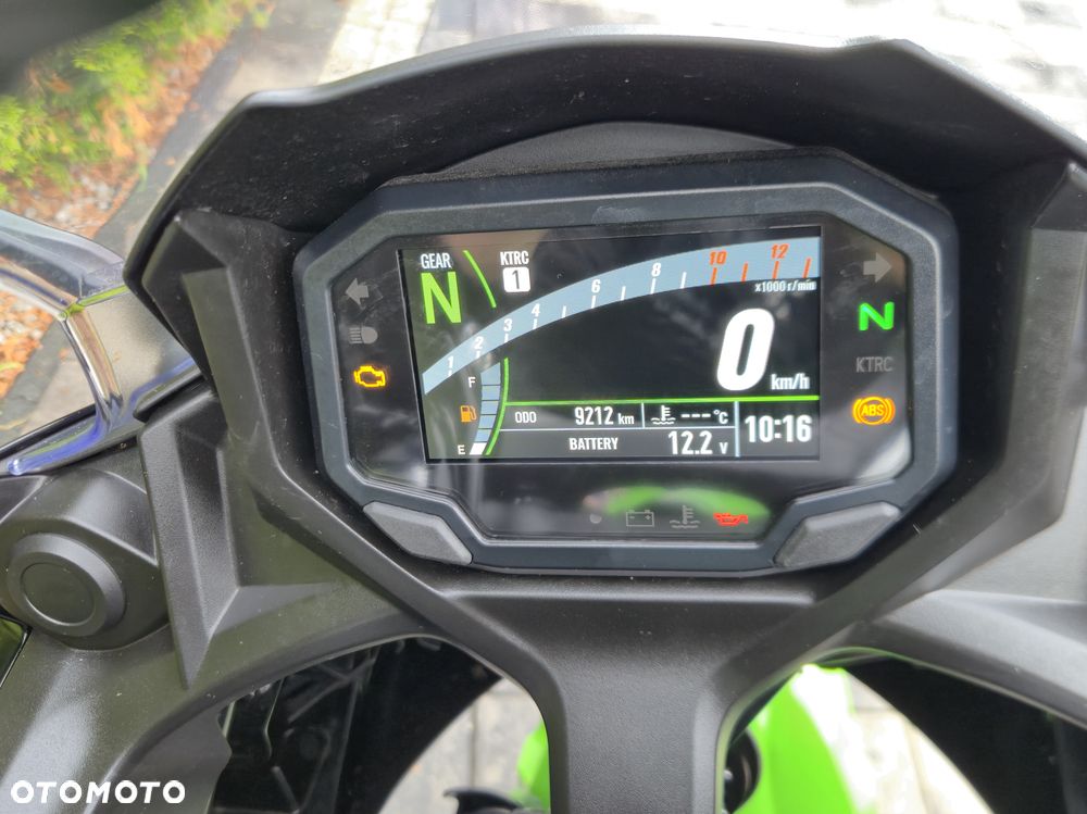 Kawasaki Ninja - 8