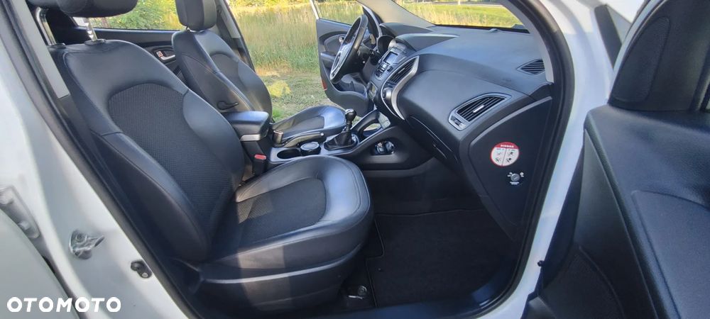 Hyundai ix35 2.0 CRDi Premium 2WD - 23