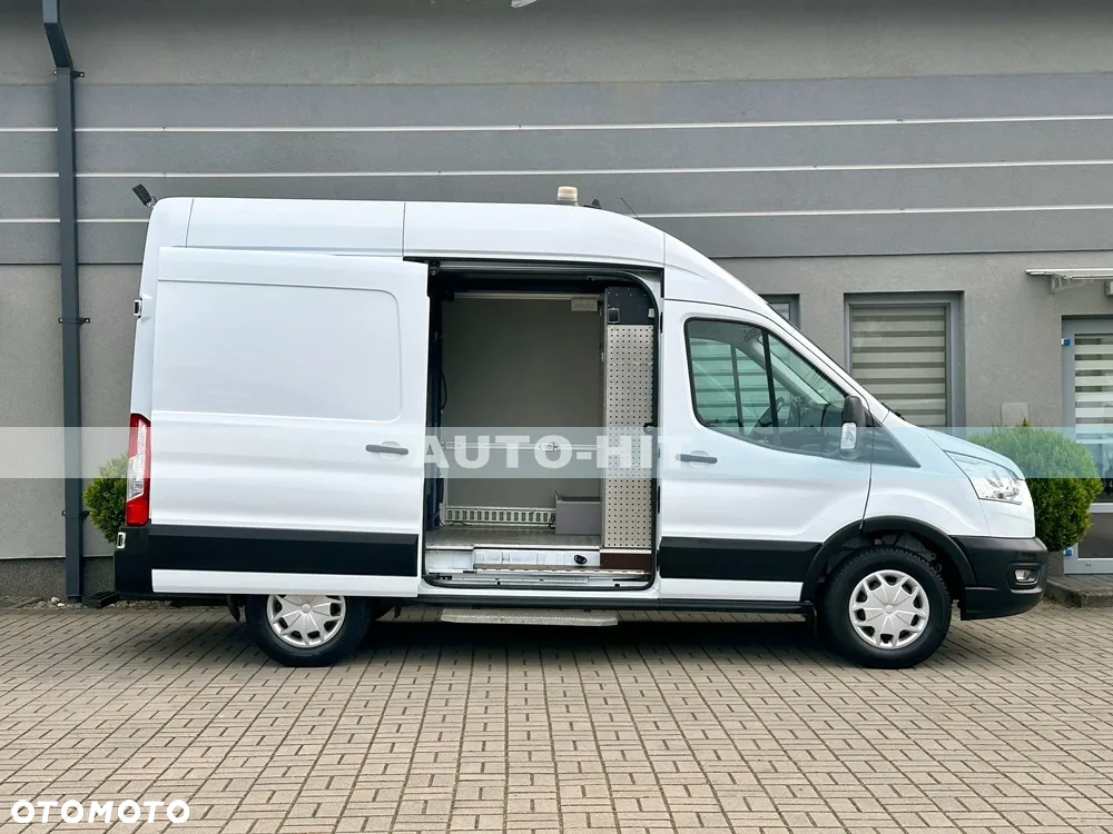 Ford Transit - 12