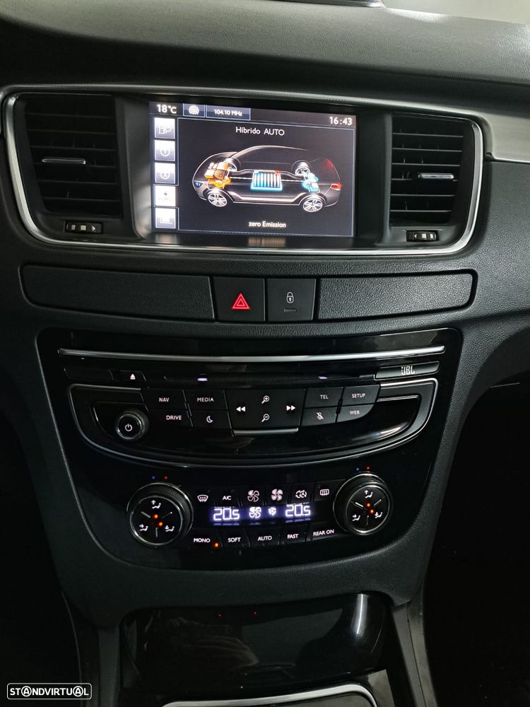 Peugeot 508 RXH 2.0 HDi Hybrid4 Limited Edition 2-Tronic - 11