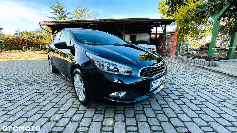 Kia Ceed - 9