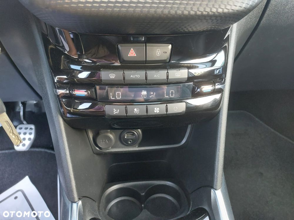 Peugeot 2008 PureTech 110 Stop&Start Allure - 23