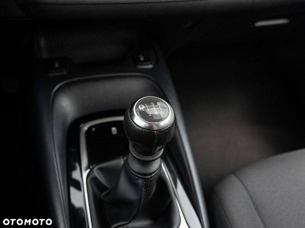 Toyota Corolla 1.5 Comfort - 17