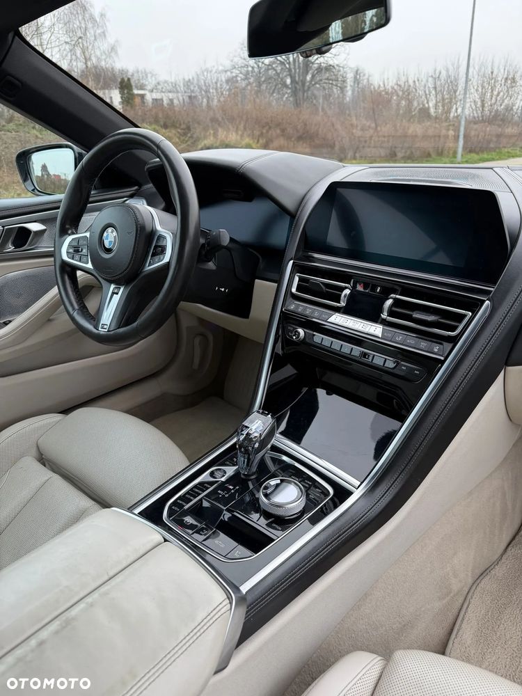 BMW Seria 8 - 10