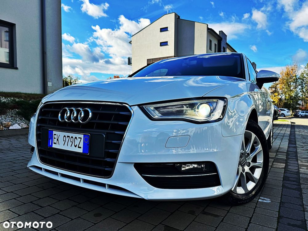 Audi A3 Sportback 1.6 TDI (clean diesel) S tronic Attraction - 12