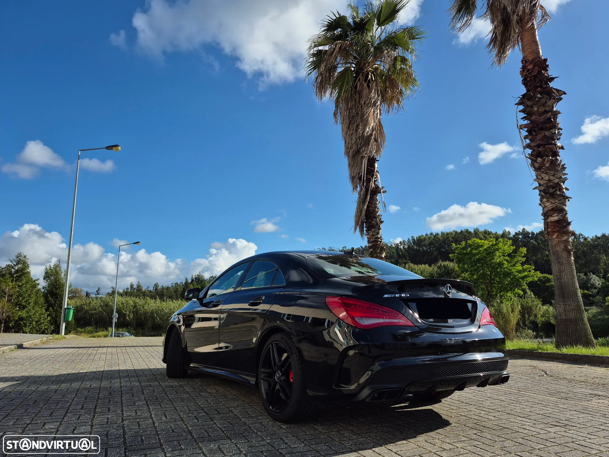 Mercedes-Benz CLA 45 AMG - 4