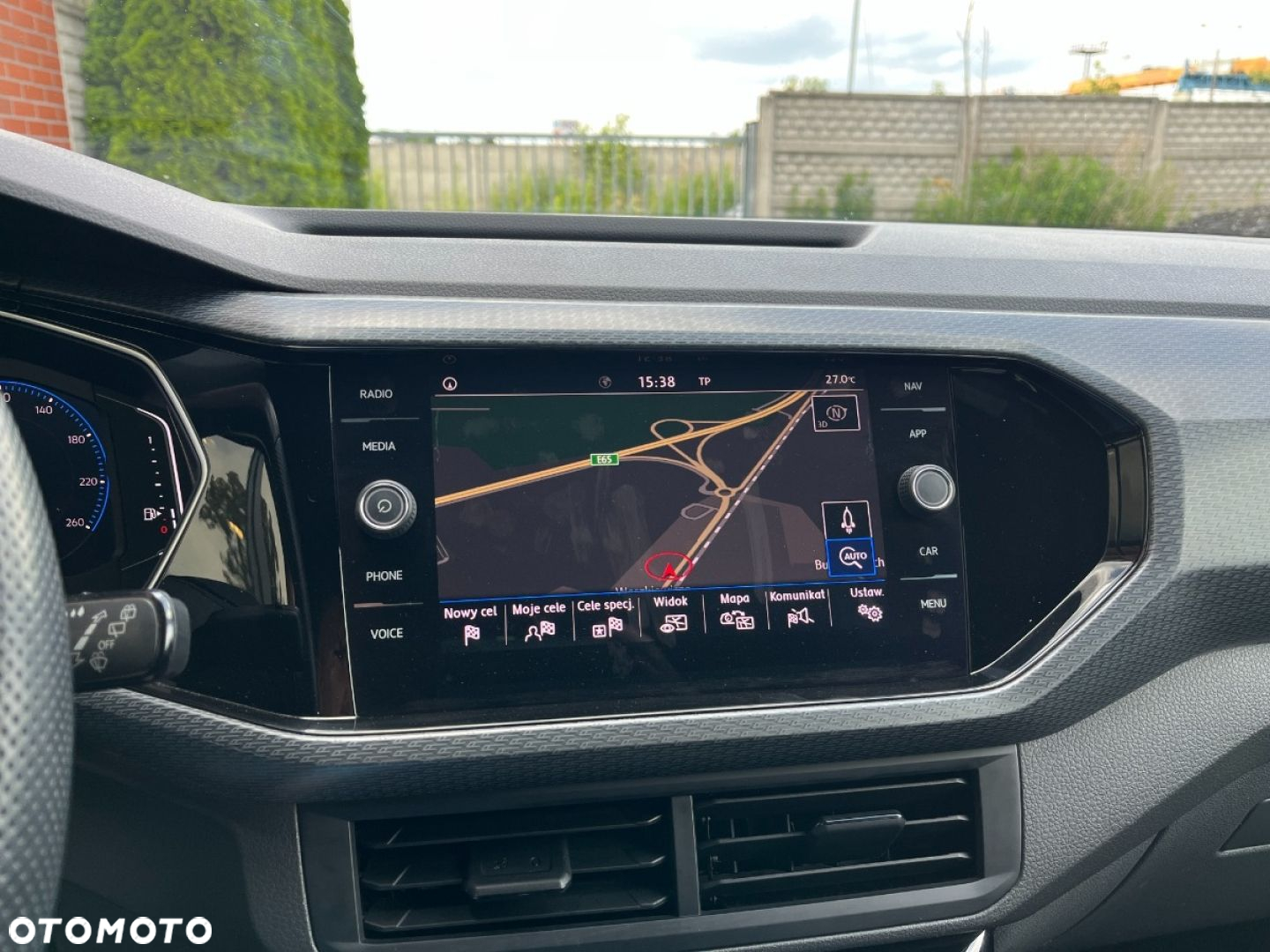 Volkswagen T-Cross 1.0 TSI R-Line DSG - 10