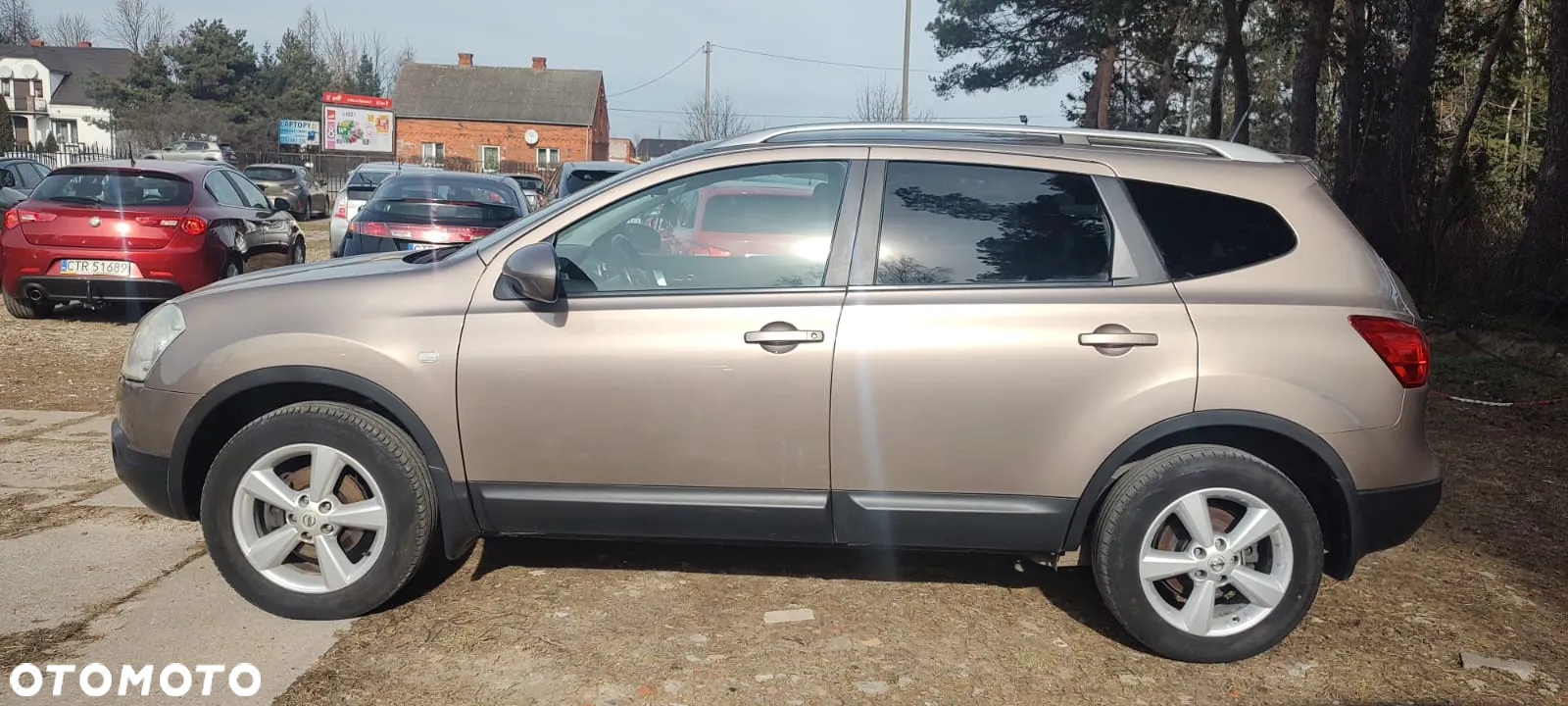 Nissan Qashqai+2 - 5
