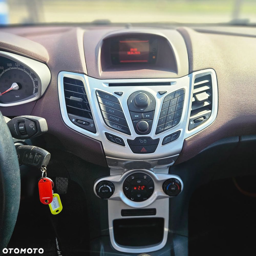 Ford Fiesta 1.25 Titanium - 17