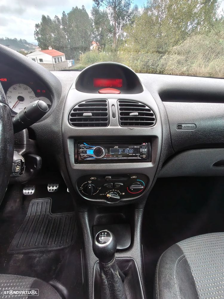 Peugeot 206 CC - 8