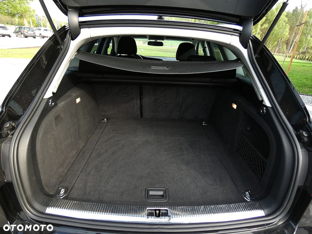 Audi A4 Avant 2.0 TDI - 11