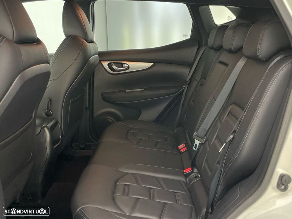Nissan Qashqai 1.2 DIG-T Tekna Premium - 12