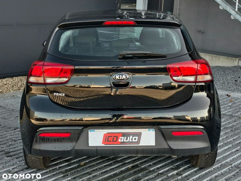 Kia Rio - 6