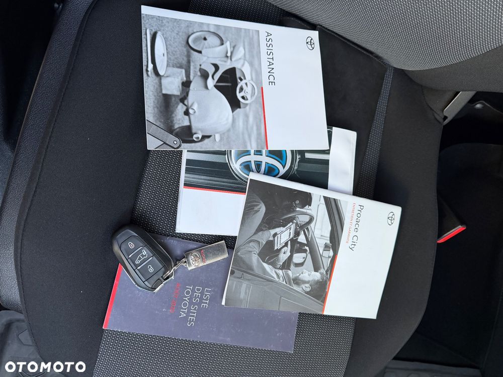 Toyota Proace city - 15