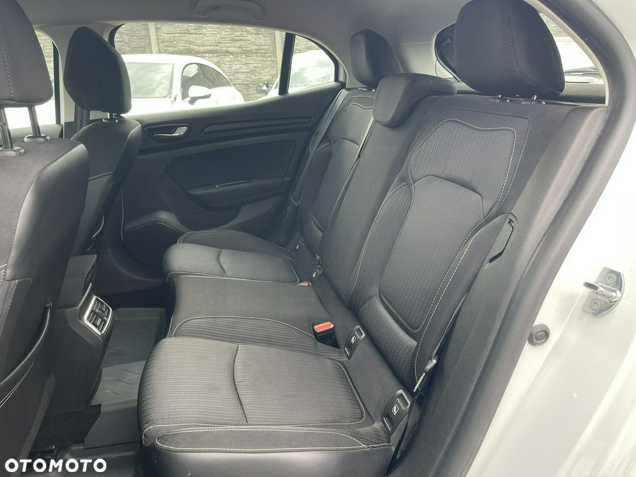 Renault Megane 1.2 Energy TCe Zen - 10