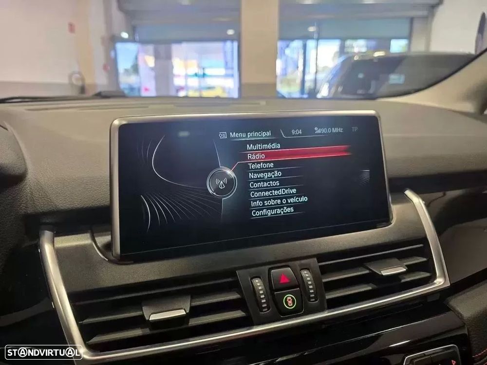 BMW 218 Active Tourer d Aut. Sport Line - 22