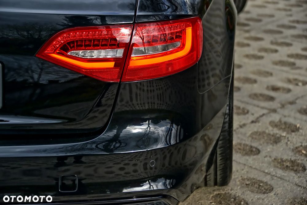 Audi A4 Avant 2.0 TDI DPF S line Sportpaket - 21