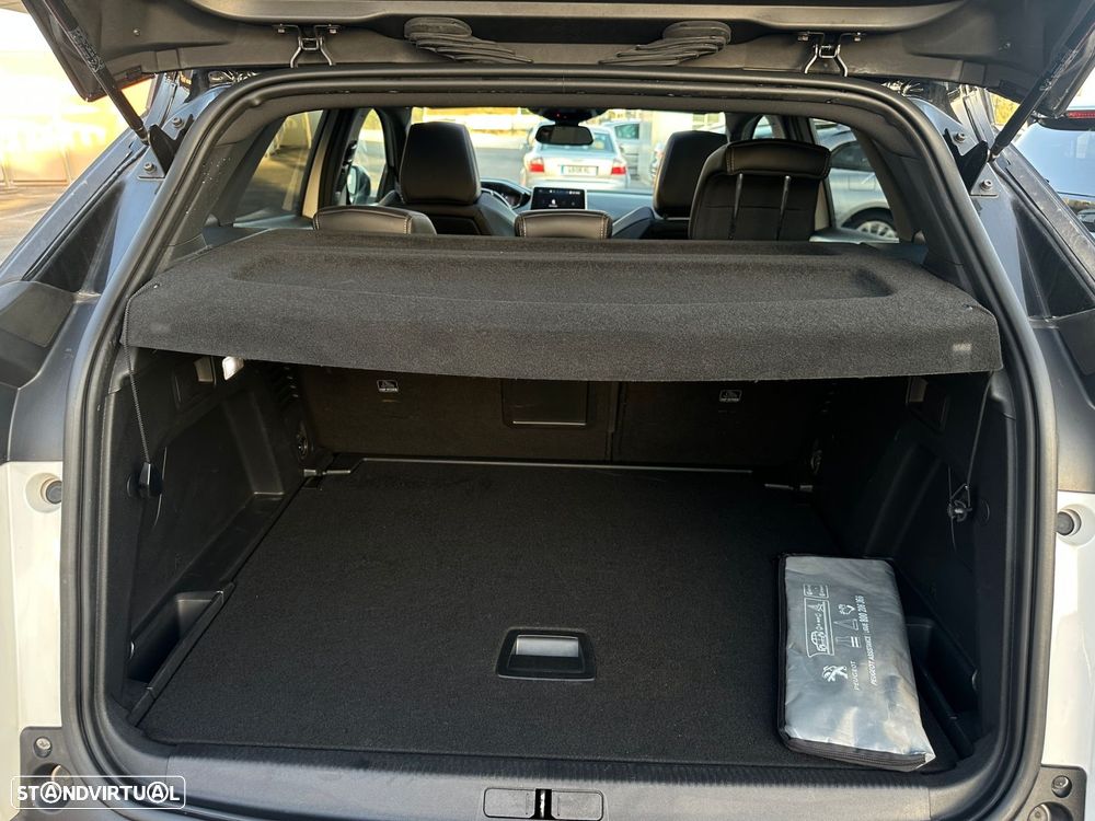 Peugeot 3008 1.5 BlueHDi GT Line EAT8 - 24