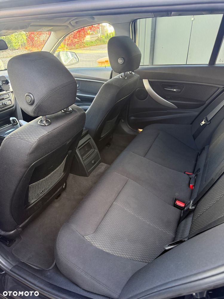 BMW Seria 3 - 11