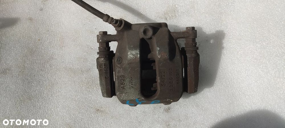 LANCIA YPSYILON ZACISK HAMULCOWY PRAWY PRZÓD - 2