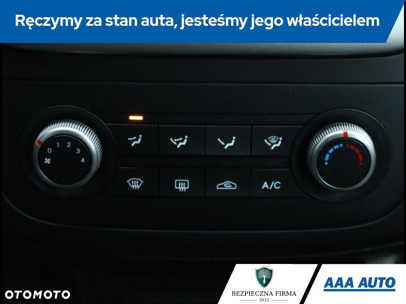 Kia Venga - 16