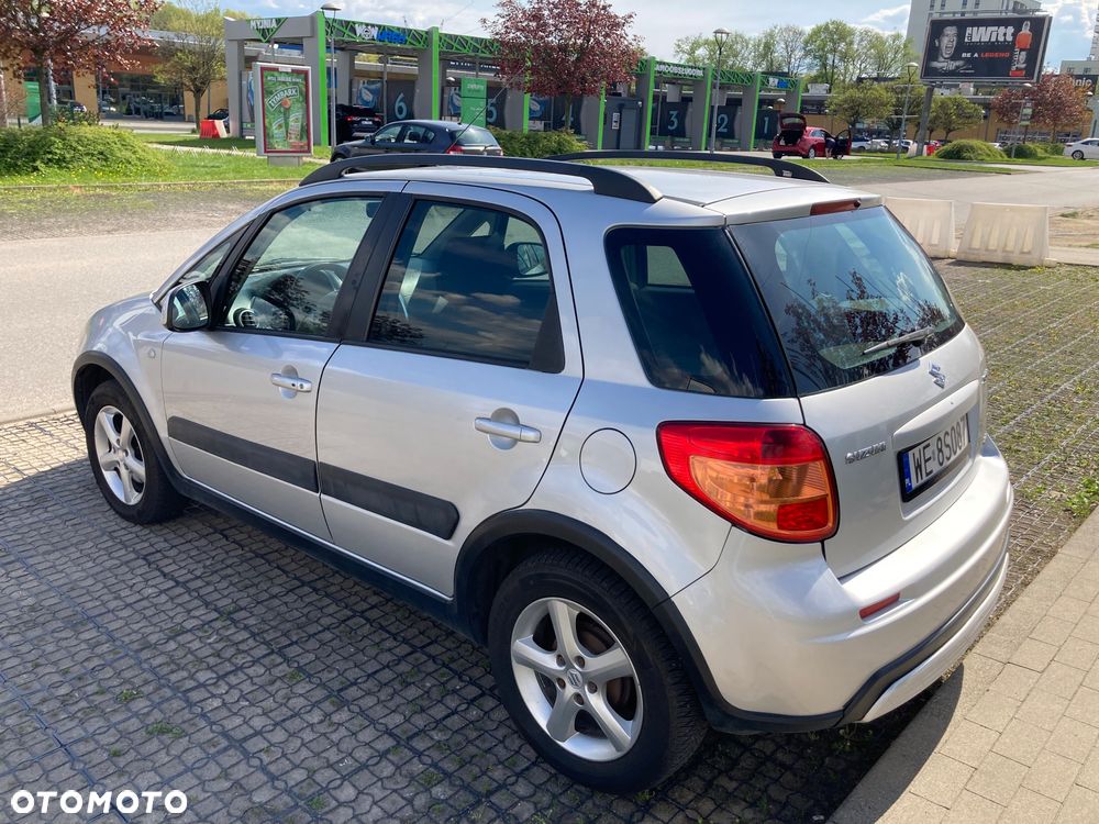 Suzuki SX4 - 8
