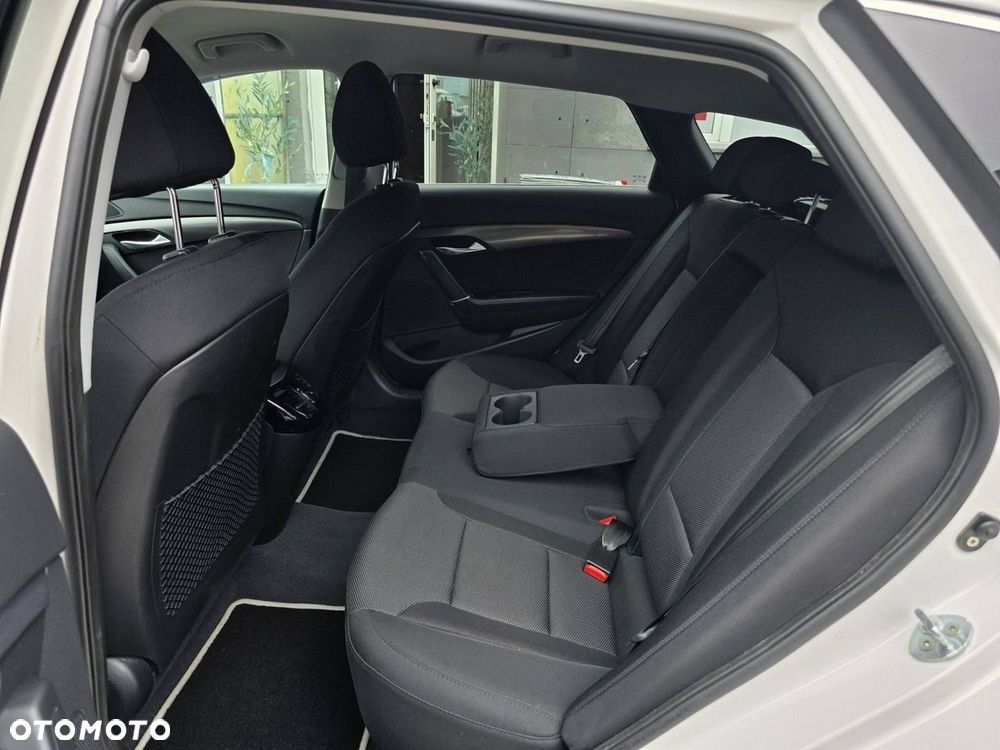 Hyundai i40 1.7 CRDi Automatik Premium - 34