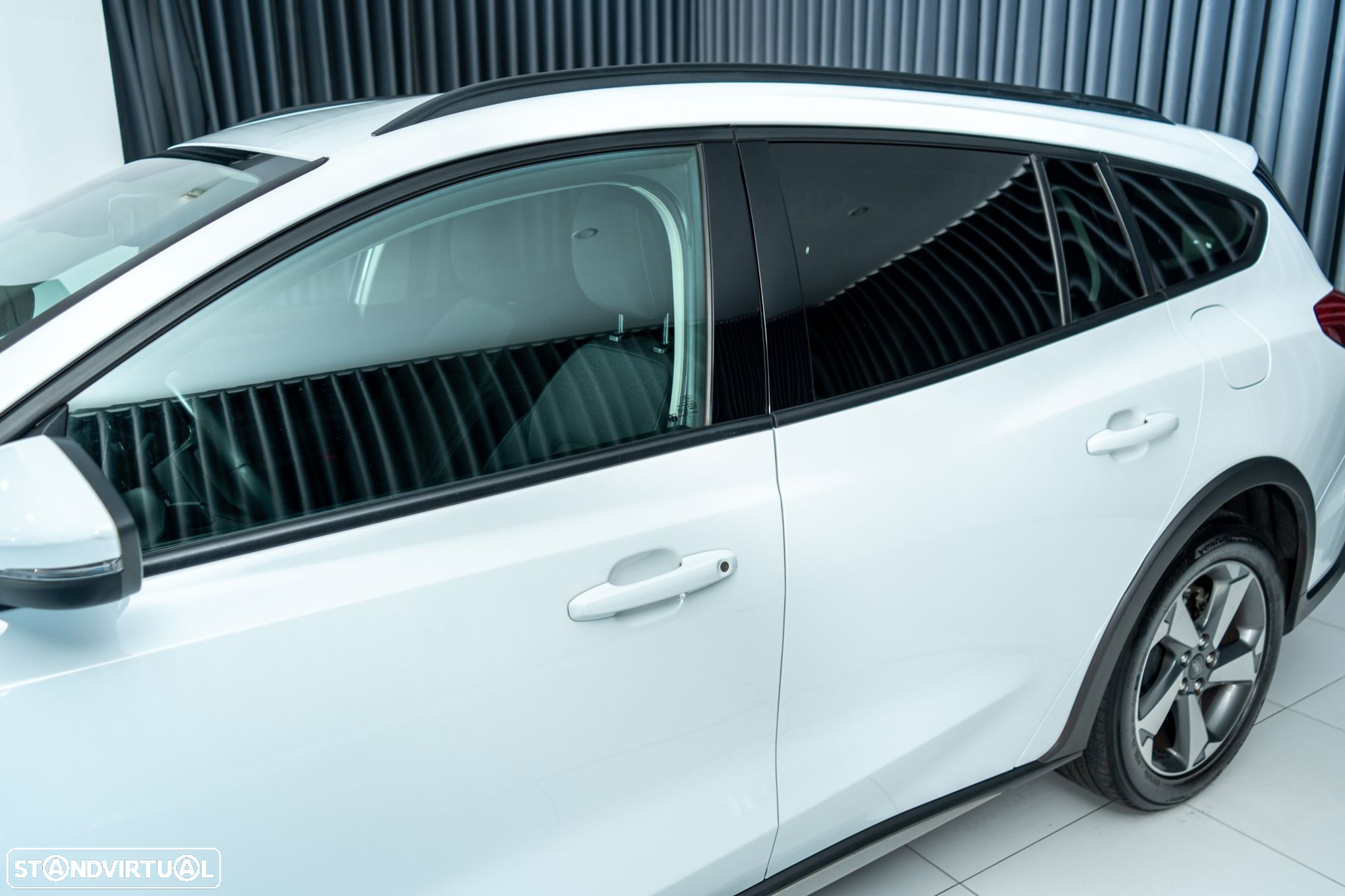 Ford Focus SW 1.0 EcoBoost Active Aut. - 23