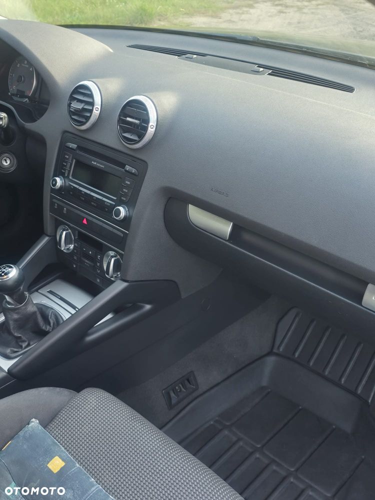 Audi A3 3-drzwiowe 2.0 TDI DPF Quattro Ambition - 8