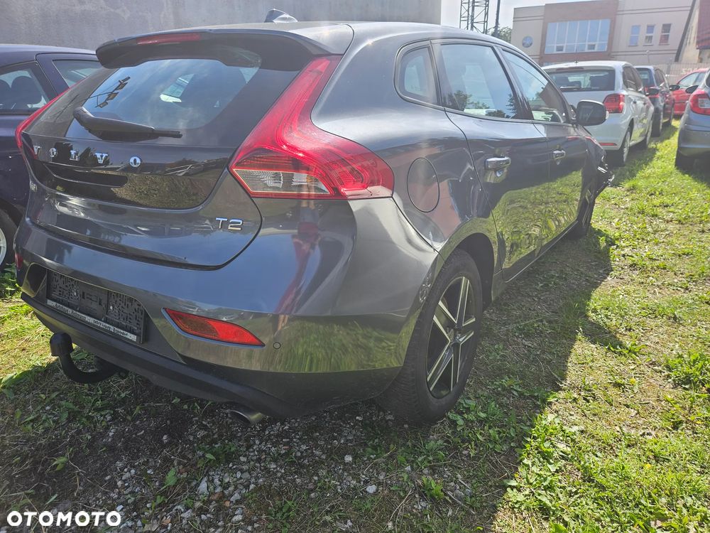 Volvo V40 T2 - 6