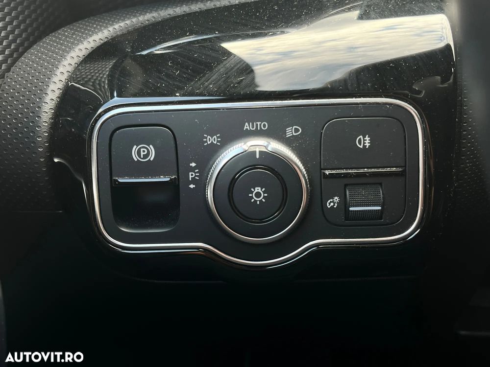 Mercedes-Benz A 200 - 20