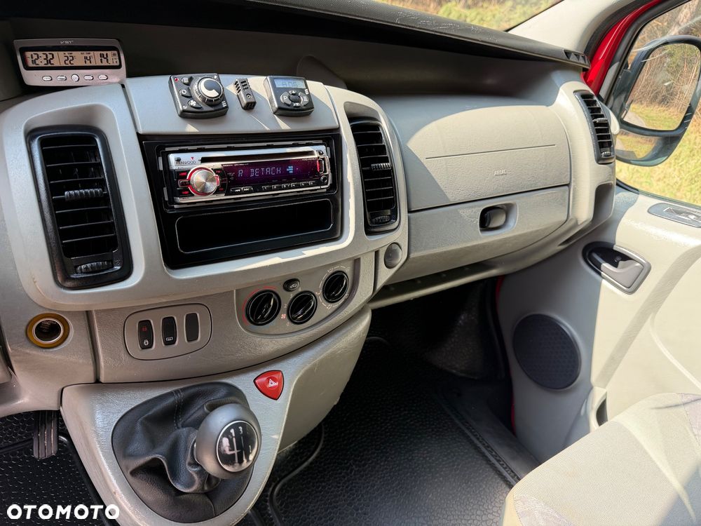 Opel VIVARO - 14