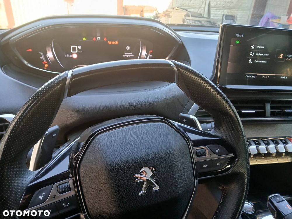 Peugeot 5008 PureTech 130 EAT8 Stop & Start GT - 17