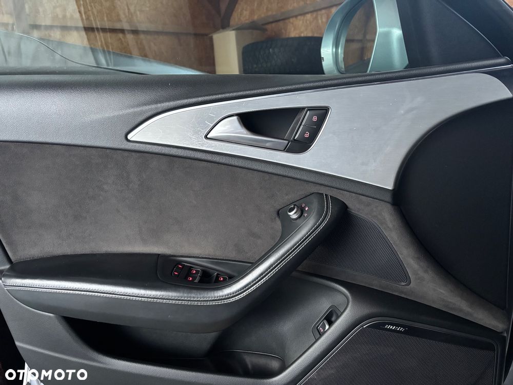 Audi A6 Avant 3.0 TDI quattro S tronic - 15