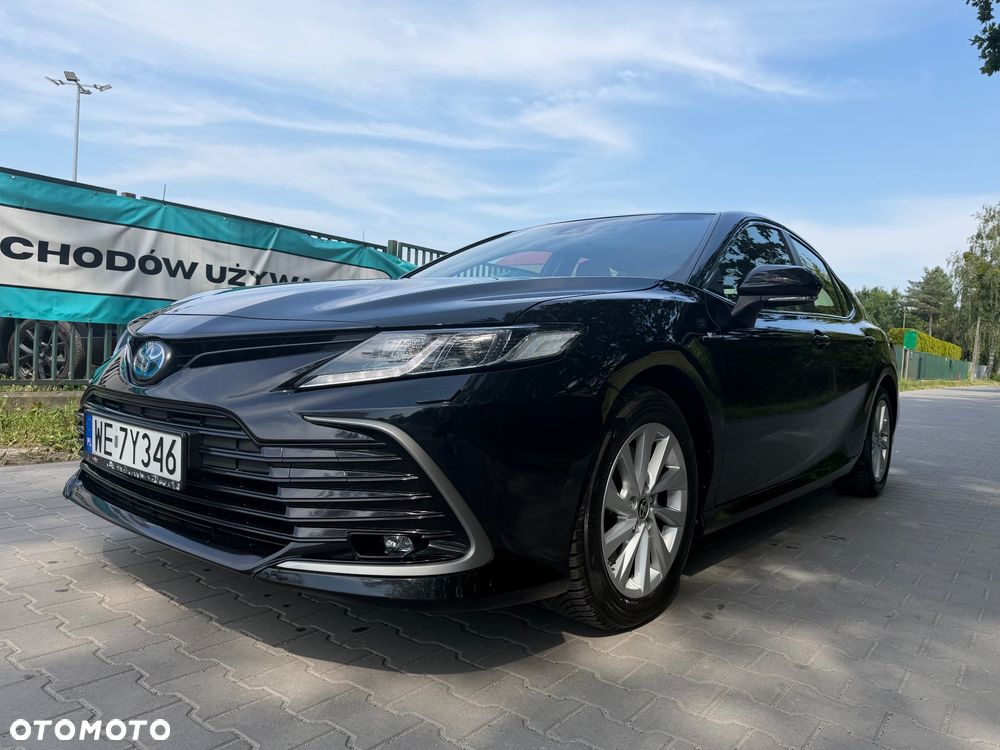 Toyota Camry 2.5 Hybrid Comfort CVT - 1