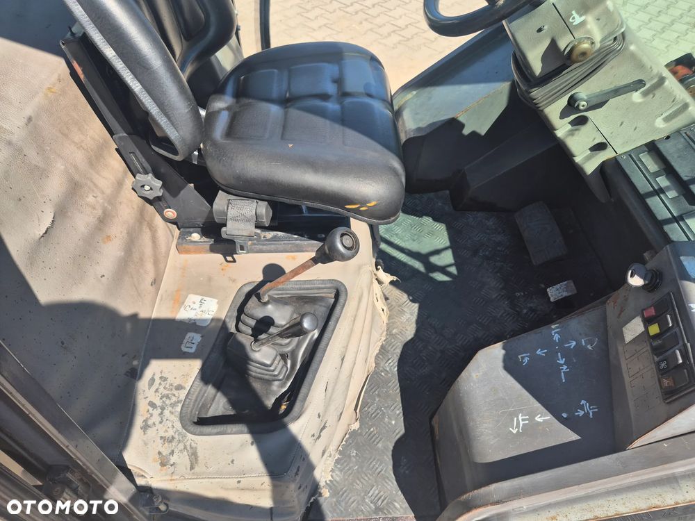 Manitou MSI25 MSI25D Pełna Kabina Ogrzewanie 2.5 T udźwig - 21