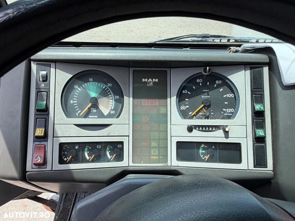 MAN L2000 - 8