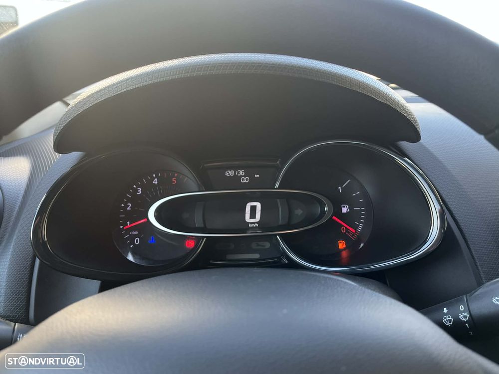Renault Clio IV Van 1.5 dCi 75cv - 9