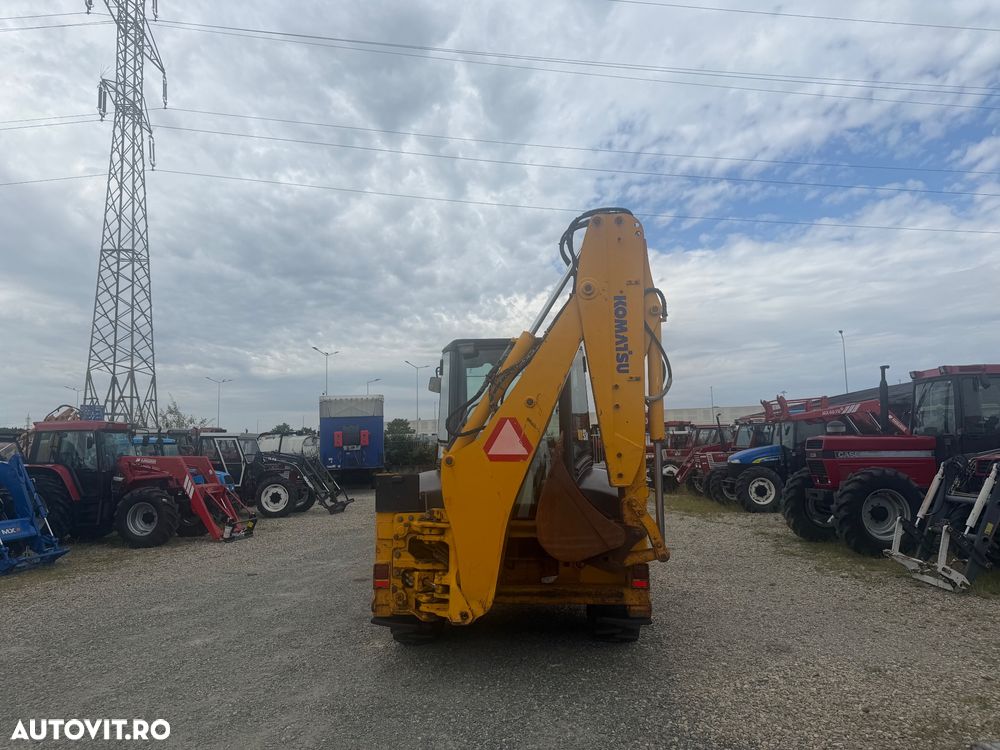 Komatsu Wb93 r2 - 4